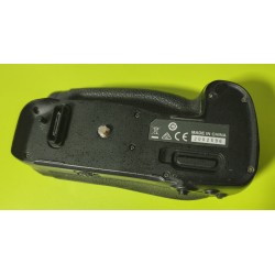 Battery grip for Nikon D500