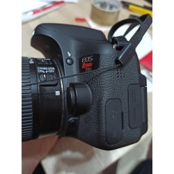 Canon Rebel T6i (750D) sa...